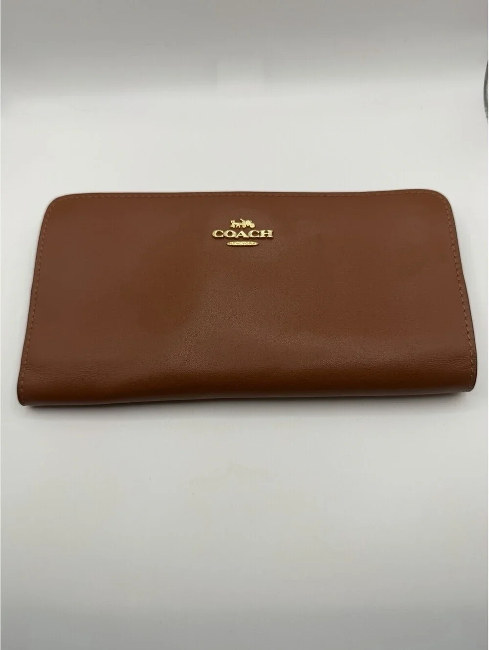 Coach Leather Wallet Brown Leather With Zipper And Gold Logo